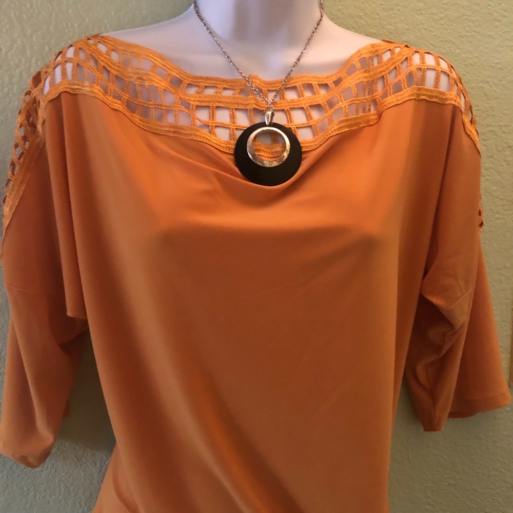 Clothes - Picture 5 of 15